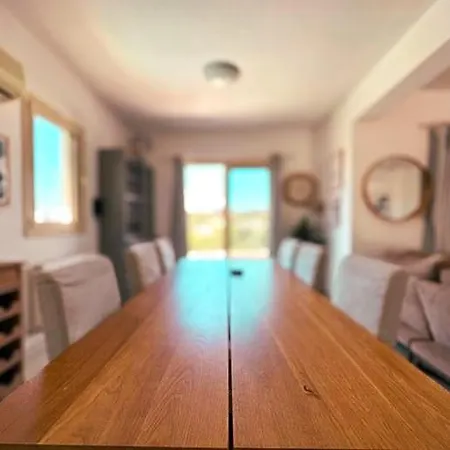 Daire Paphos 4 Bedrooms